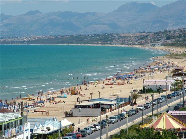 Case Vacanze Nonna Nick Кастелламмаре-дель-Гольфо Екстер'єр фото